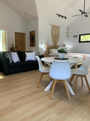 Jezabel’s Retreat Jervis Bay in Vincentia, Australia