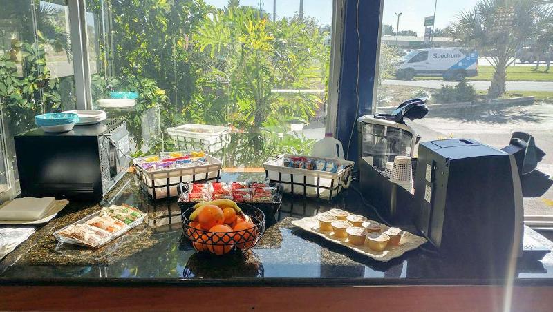 Magnuson Hotel Waterfront Marina New Port Richey - photo 50
