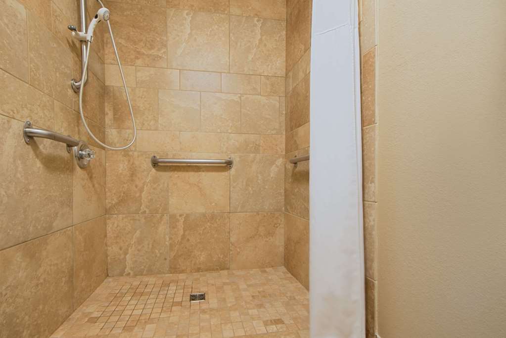 Super 8 by Wyndham Fairfield - photo 10