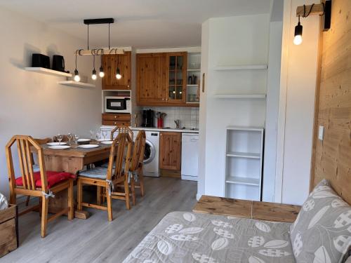 Shellsborough Penthouse - carbon neutral hotel in Unknown City