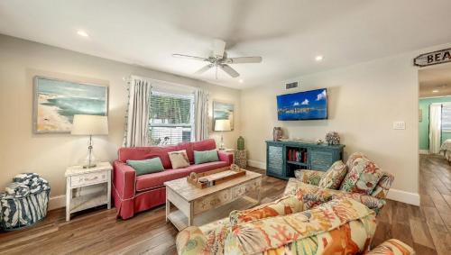 Canal Lower Gorgeous 3 bed 3 bath near SK Village - photo 41
