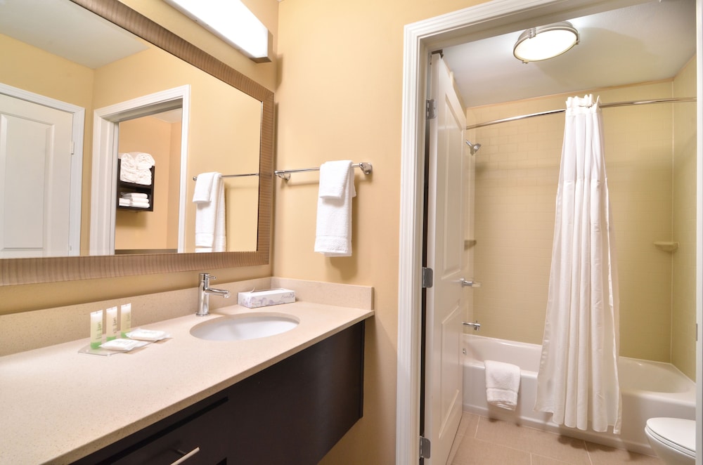 Staybridge Suites Tomball - photo 19