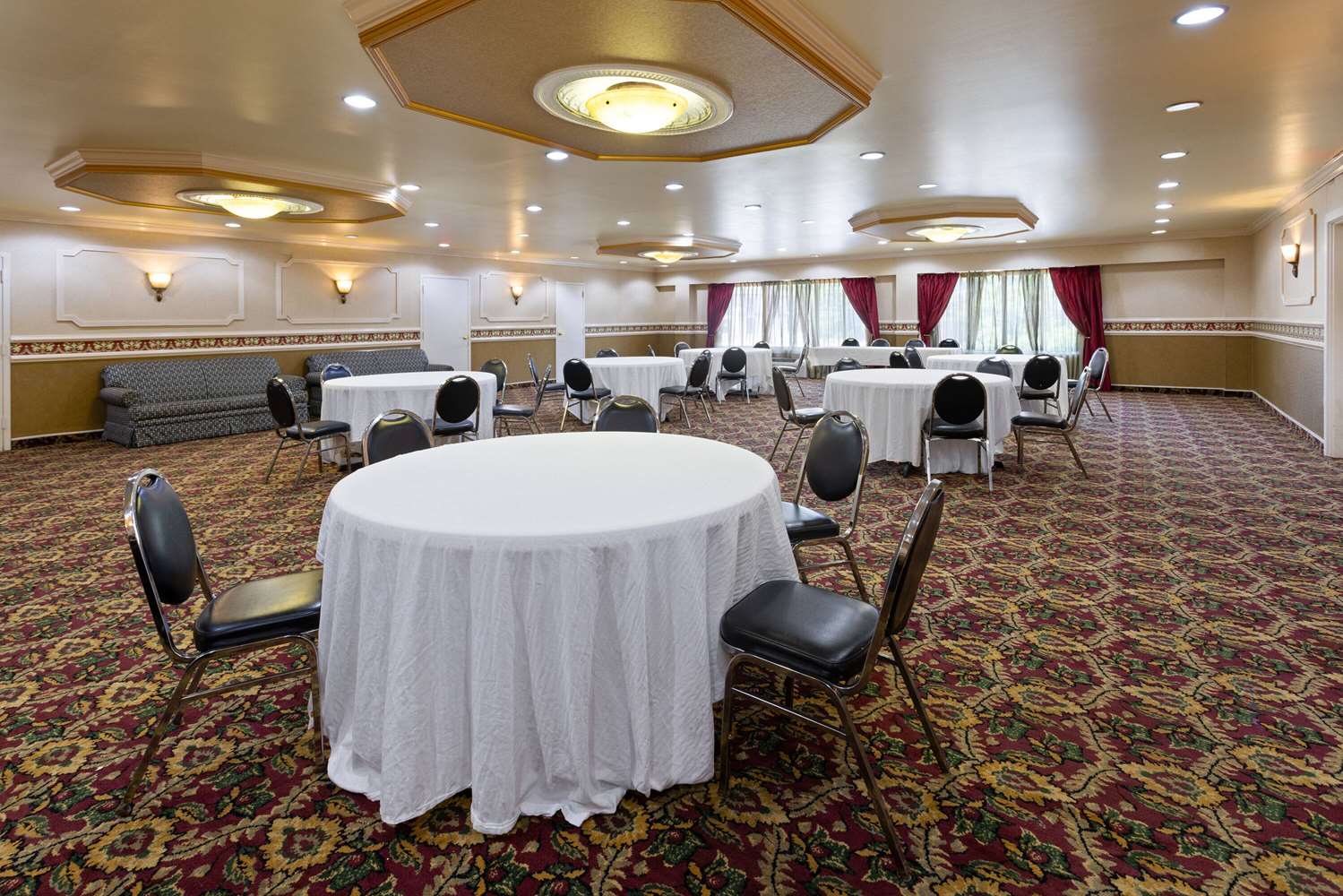 Inn At Atlantic City Hotel & Banquet - photo 23