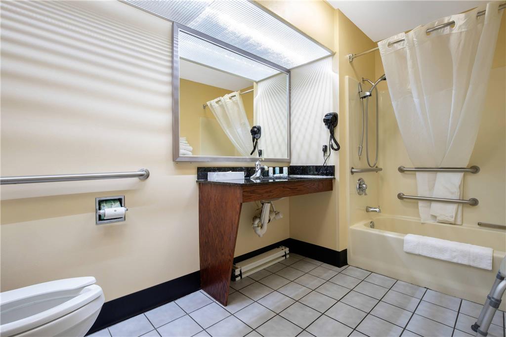 Quality Inn Cheraw - photo 12