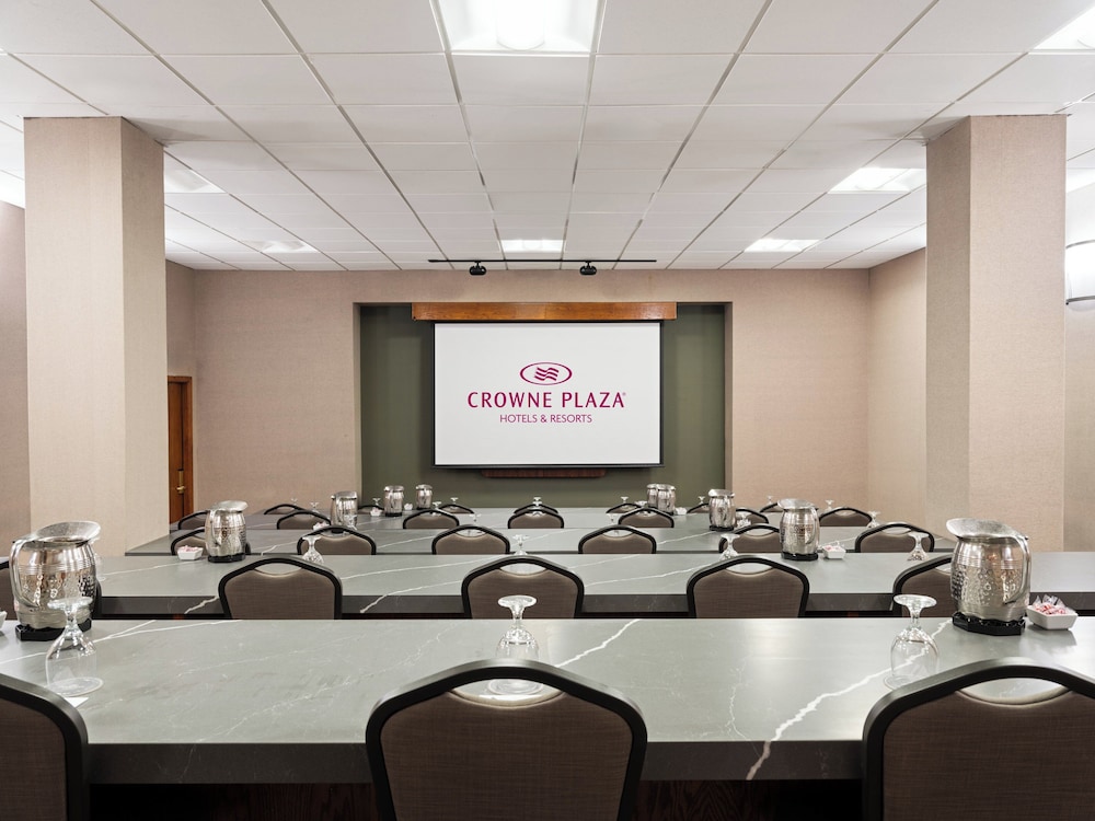 Crowne Plaza Phoenix Chandler Golf Resort by IHG - photo 121
