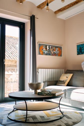 Apartamentos One — 4-Star Luxury Hotel in Teruel, Spain