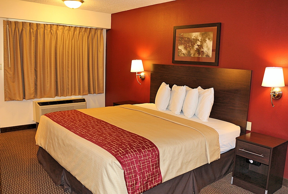Red Roof Inn Michigan City - photo 9