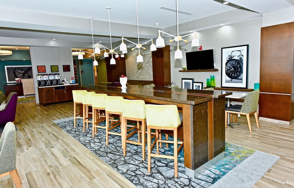 Hampton Inn Kirksville - photo 55