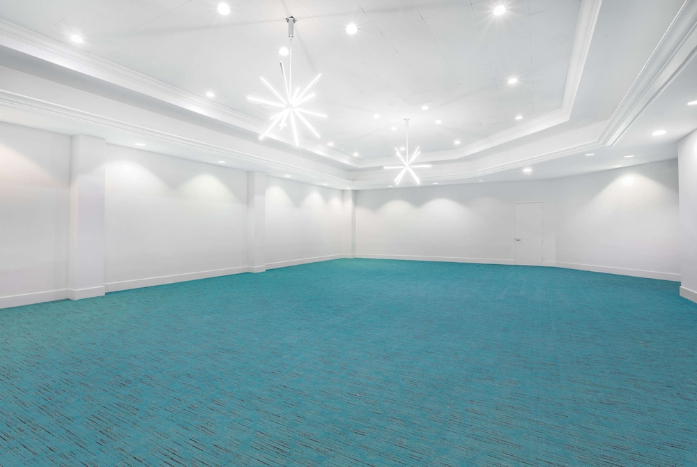 Holiday Inn Resort Kissimmee by the Parks by IHG - photo 58