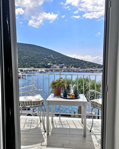 Kassi's seaside escape - carbon neutral hotel in Unknown City