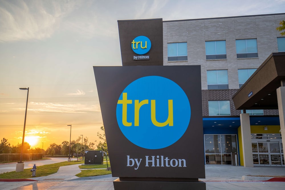 TRU By Hilton Allen Dallas - photo 2