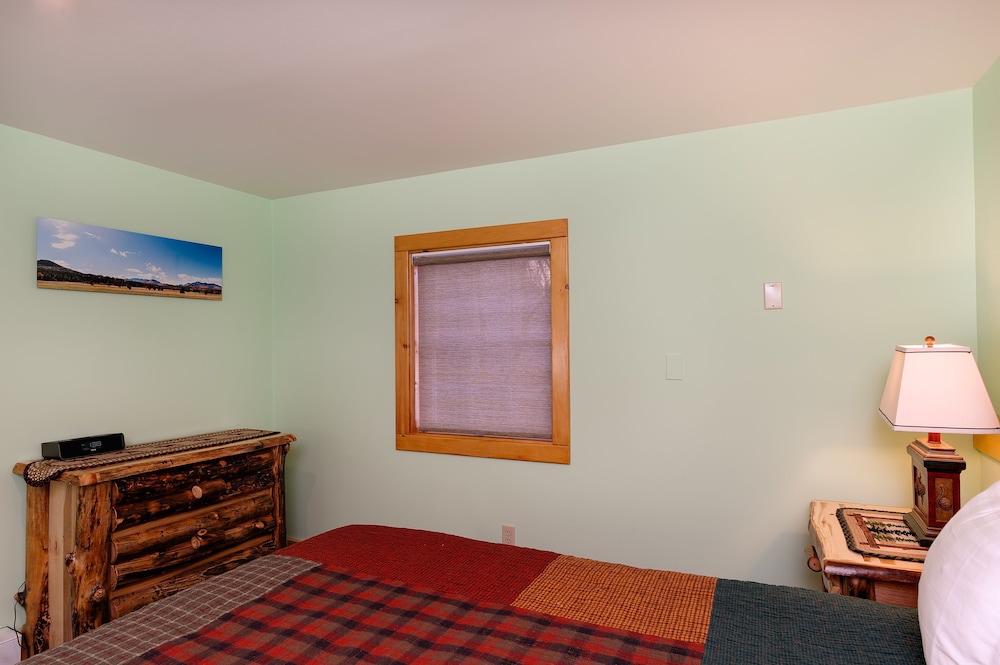 Cobble Mountain Lodge - photo 48