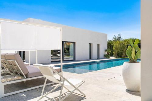 Villa Bonita — 4-Star Luxury Hotel in Siracusa, Italy