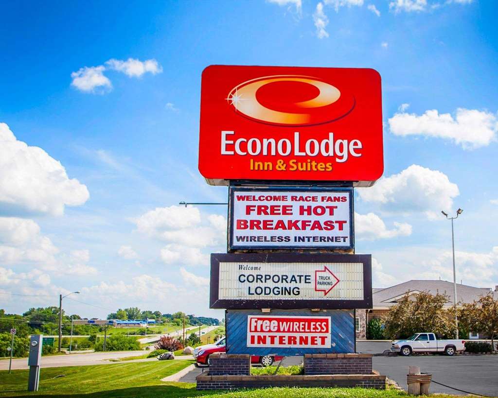 Econo Lodge Inn & Suites Newton - photo 3