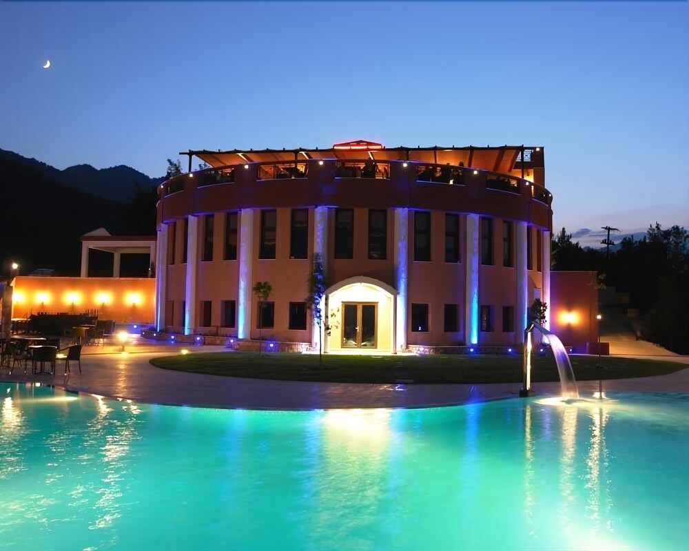 Mouzaki Palace Hotel & Spa in Mouzaki, Greece