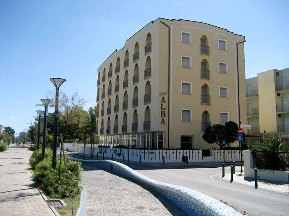 Hotel Alba — hotel in Misano Adriatico