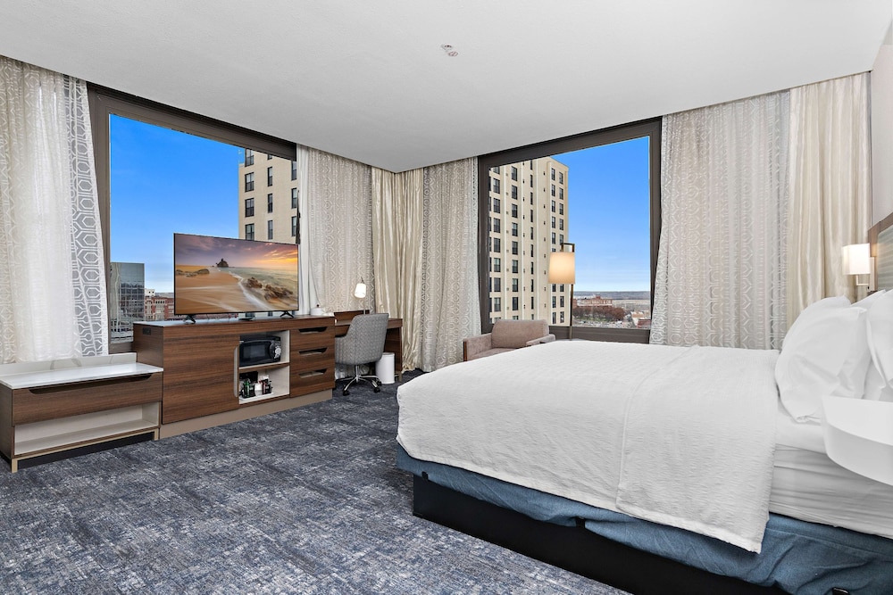 Hampton Inn Kansas City Downtown Financial District - photo 7