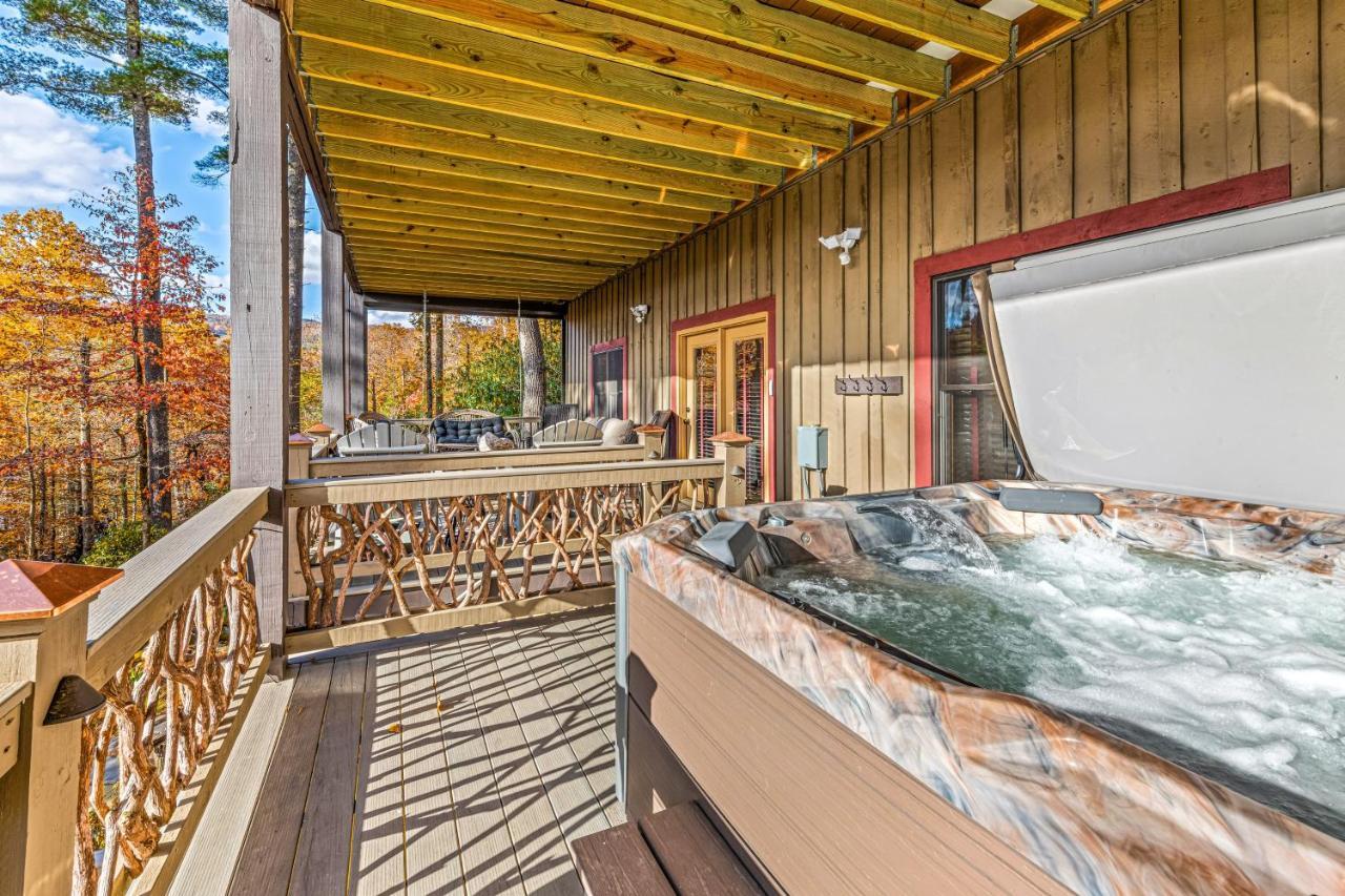 Sapphire Elegance - carbon neutral hotel in Unknown City