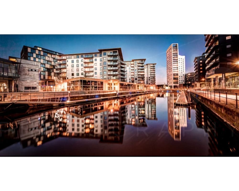 Modern Leeds City Apartment — 4-Star Luxury Hotel in Leeds, United Kingdom