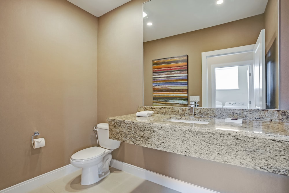 Modern Magic Village Resort Townhome - photo 27