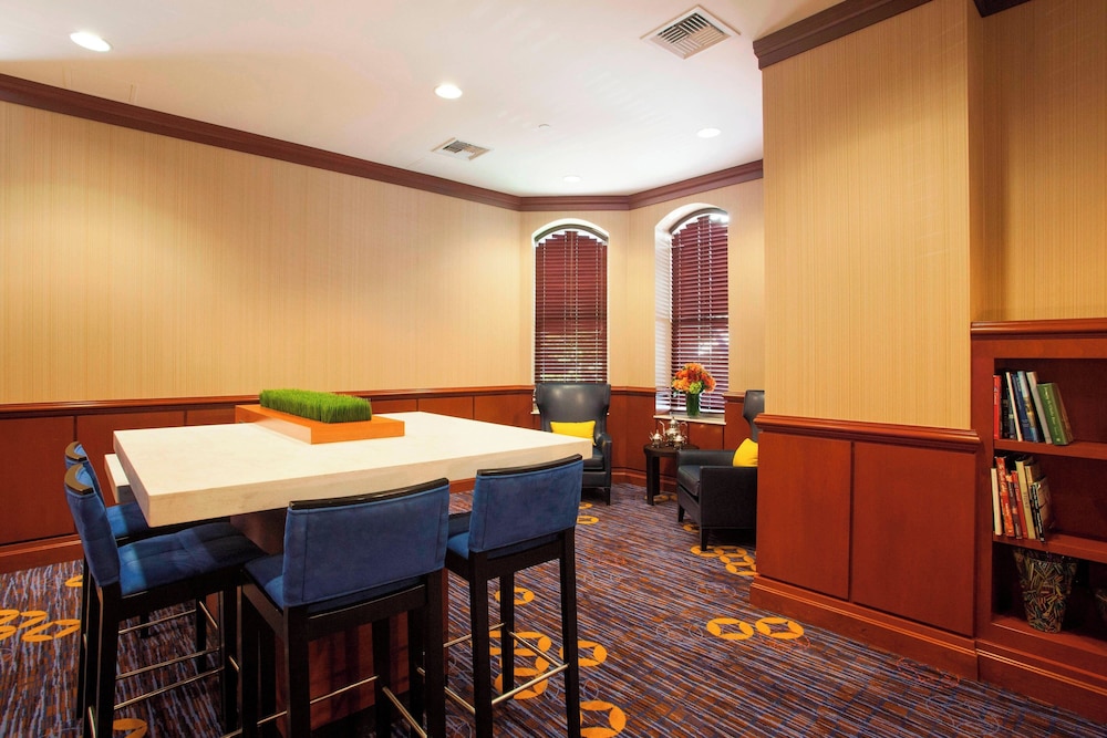 Courtyard by Marriott Boston Copley Square - photo 29