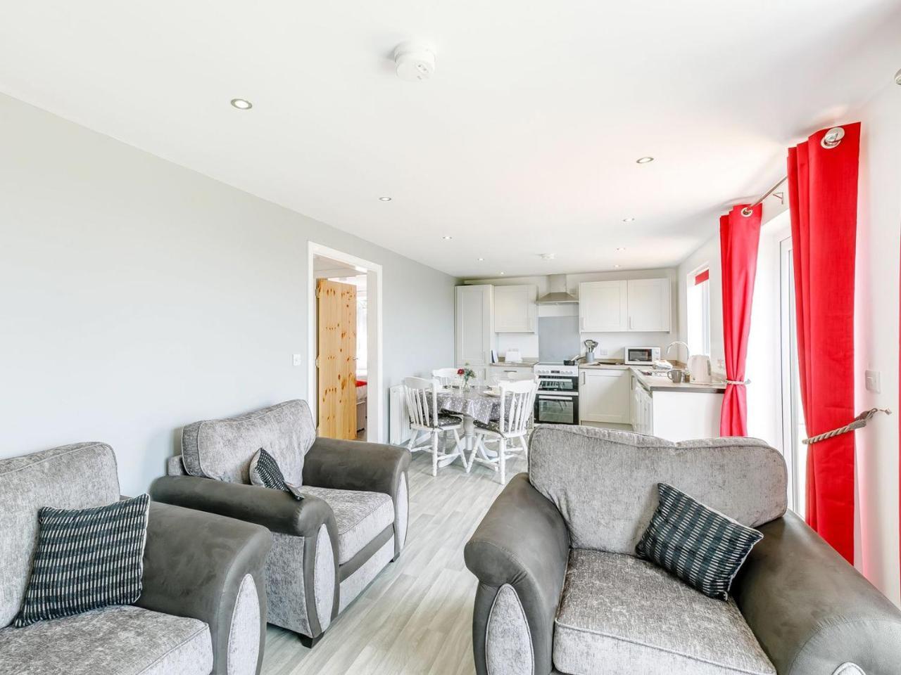 Hill Crest Lodge 2 — 4-Star Luxury Hotel in Gainsborough, United Kingdom
