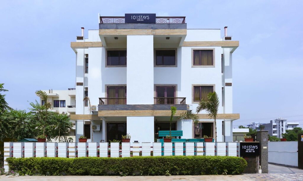 Treebo 101 Stays - carbon neutral hotel in Gurgaon
