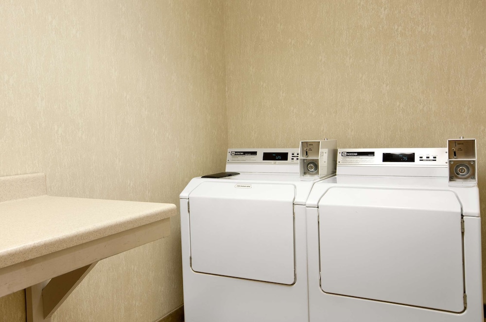 Hampton Inn Slidell - photo 29