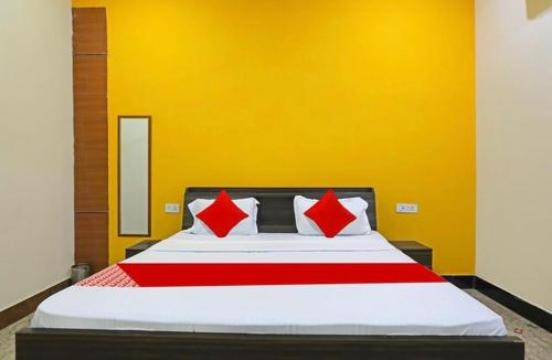 Hotel Mannu Grand in Kanpur, India