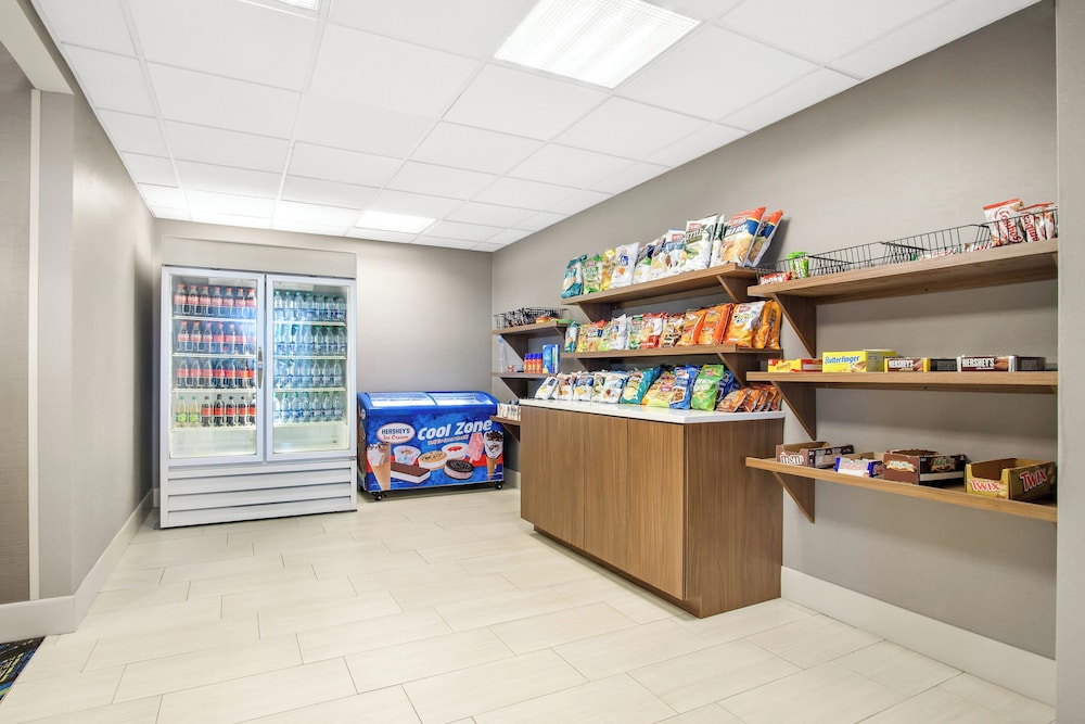 Holiday Inn Express Hotel & Suites Ocean City by IHG - photo 33