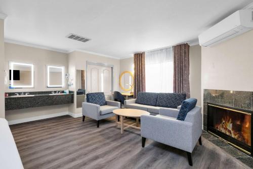 SureStay by Best Western San Francisco Marina District - photo 24