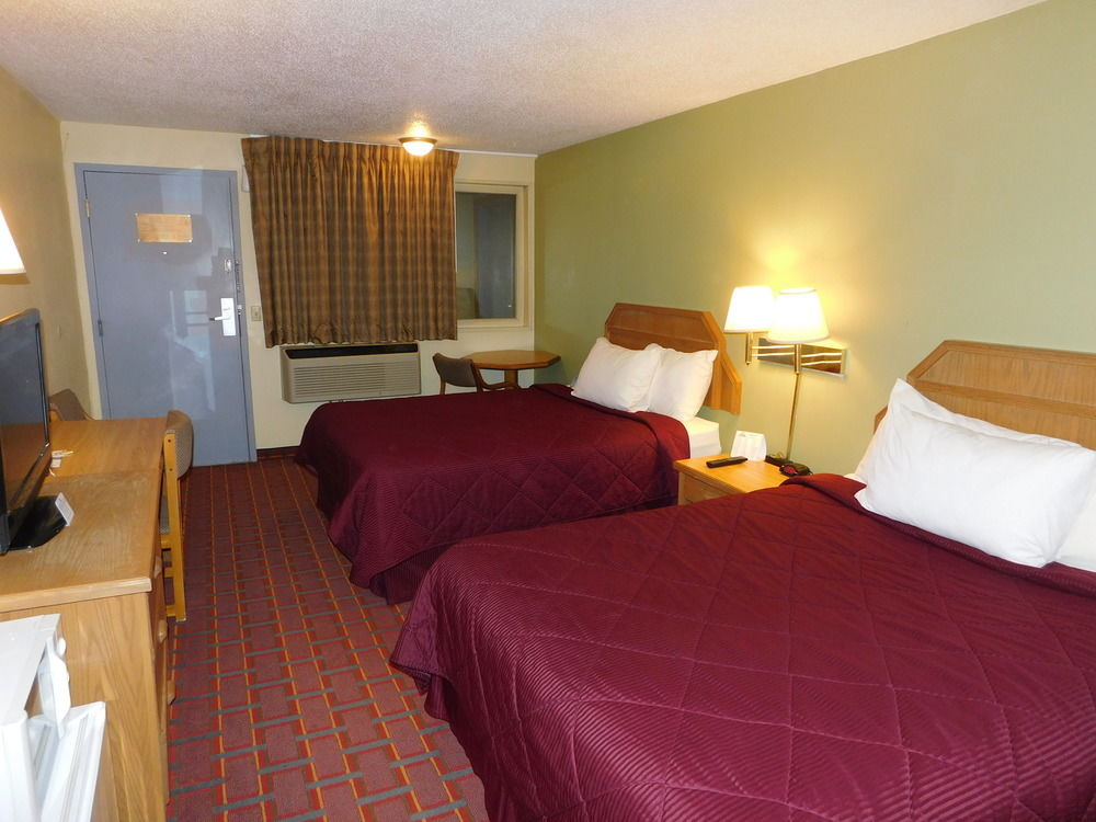 Days Inn Williamsburg - photo 11