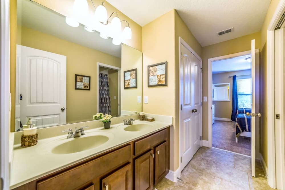 Solterra Resort 6 Bedroom 4 Bath Villa Davenport - photo 23