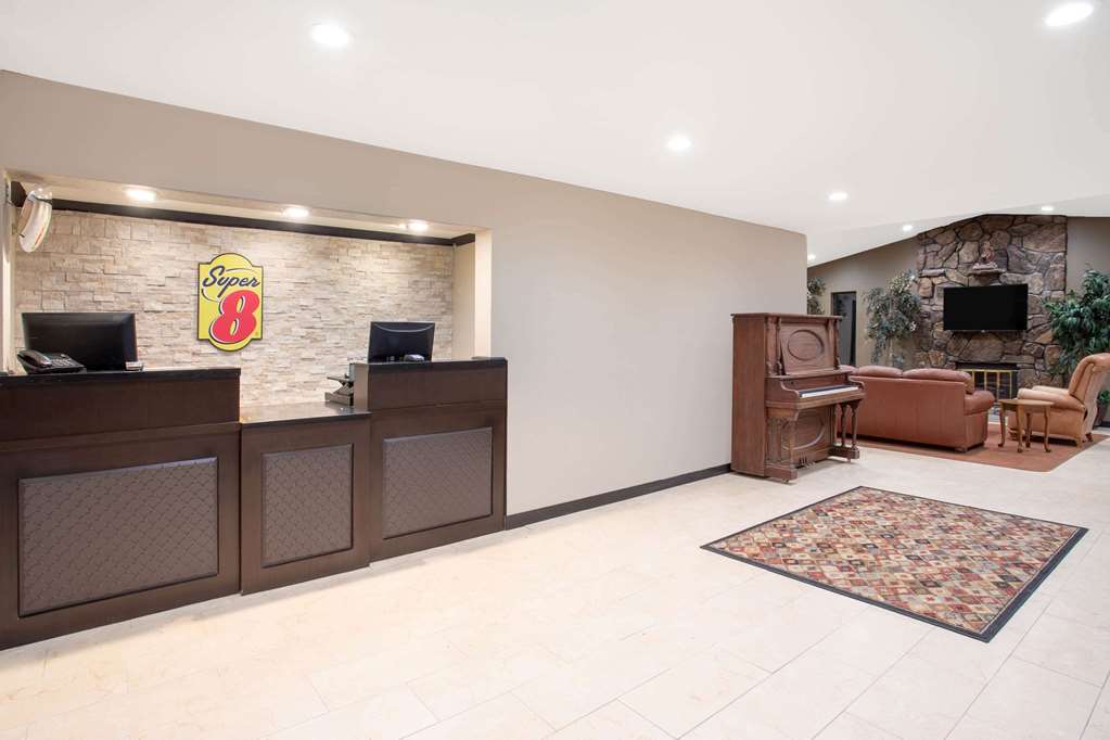 Super 8 by Wyndham Billings - photo 8