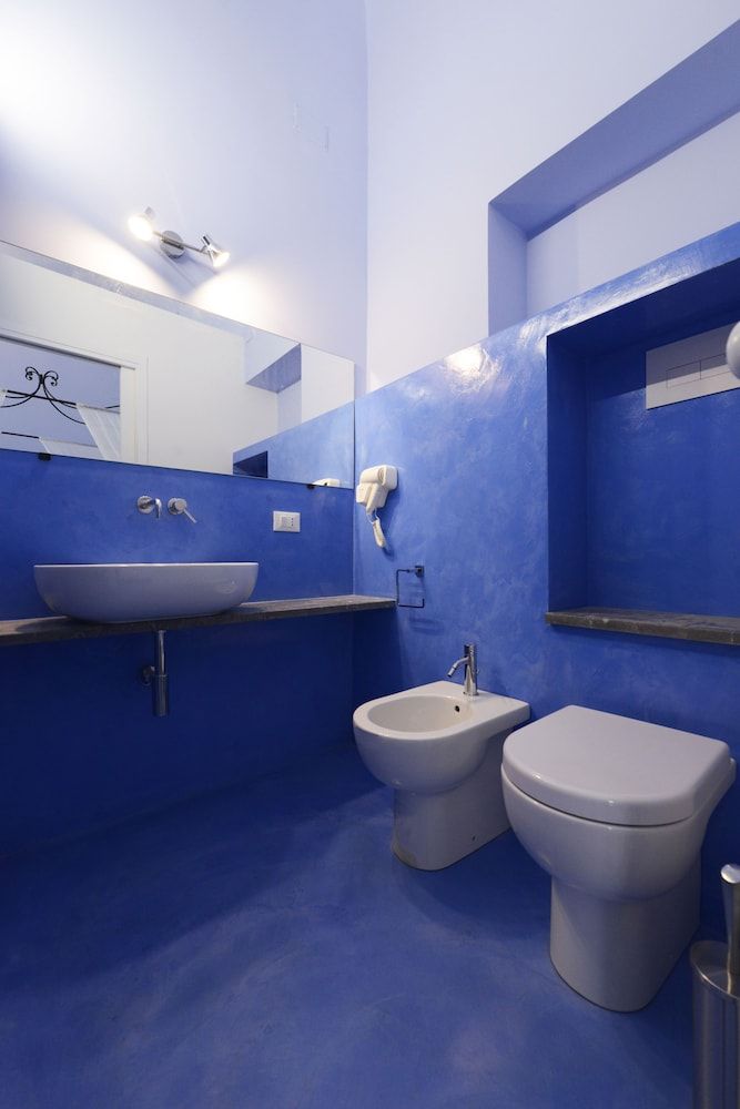 Olivella 11 — 4-Star Luxury Hotel in Palermo, Italy