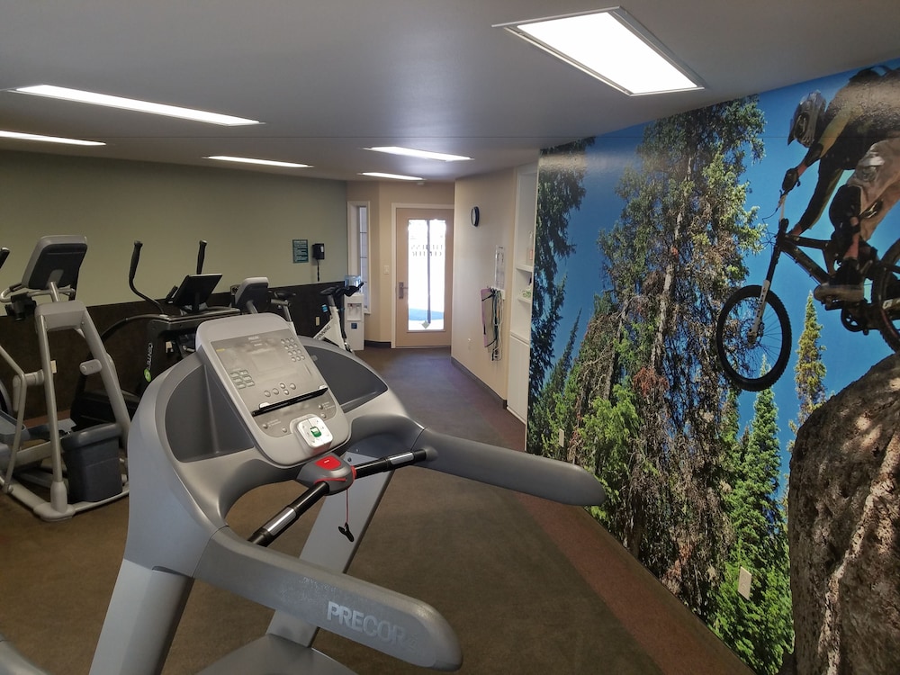 Redwood Garden Inn - photo 15
