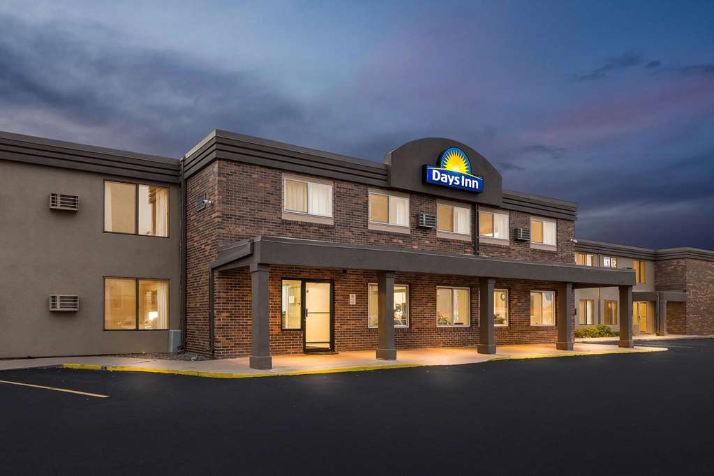 Days Inn by Wyndham Sioux Falls Empire - photo 6