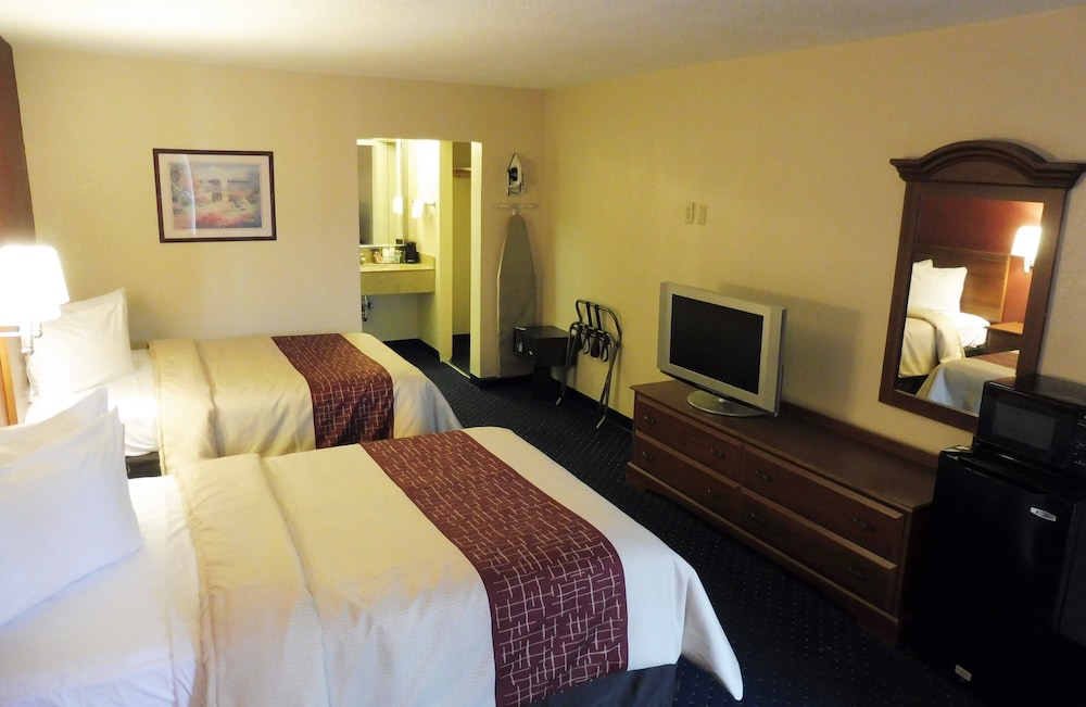 Red Roof Inn Fredericksburg South - photo 6