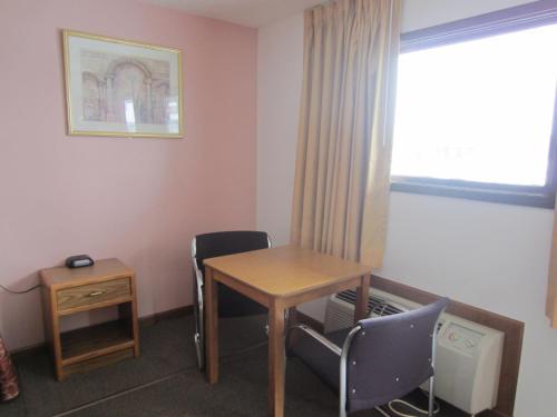 Cloud 9 Motel - photo 7