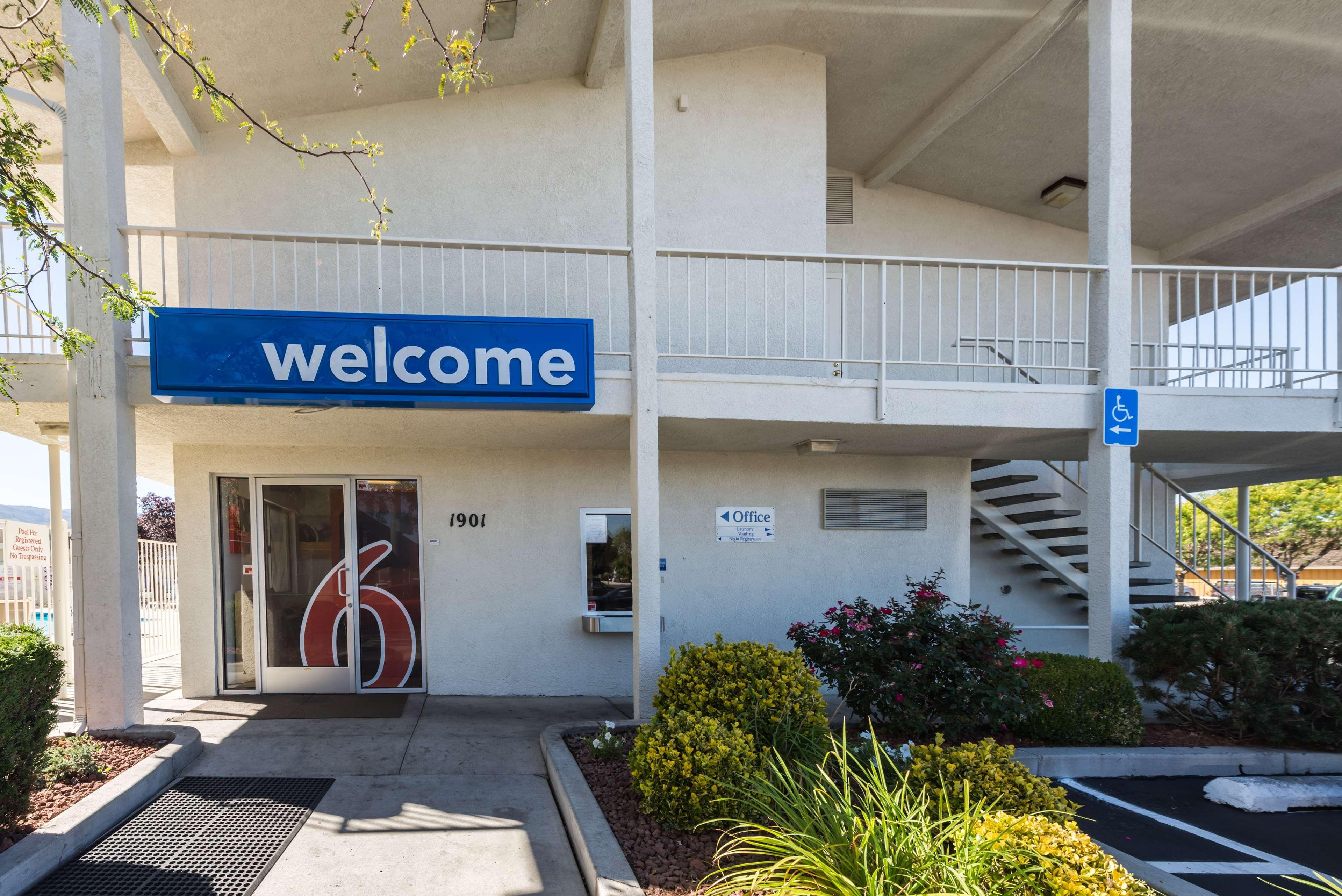 Motel 6 Reno NV Virginia Plumb - photo 4