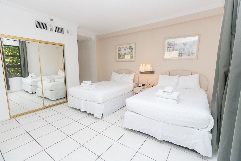 217 Hollywood Beach Resort - photo 7