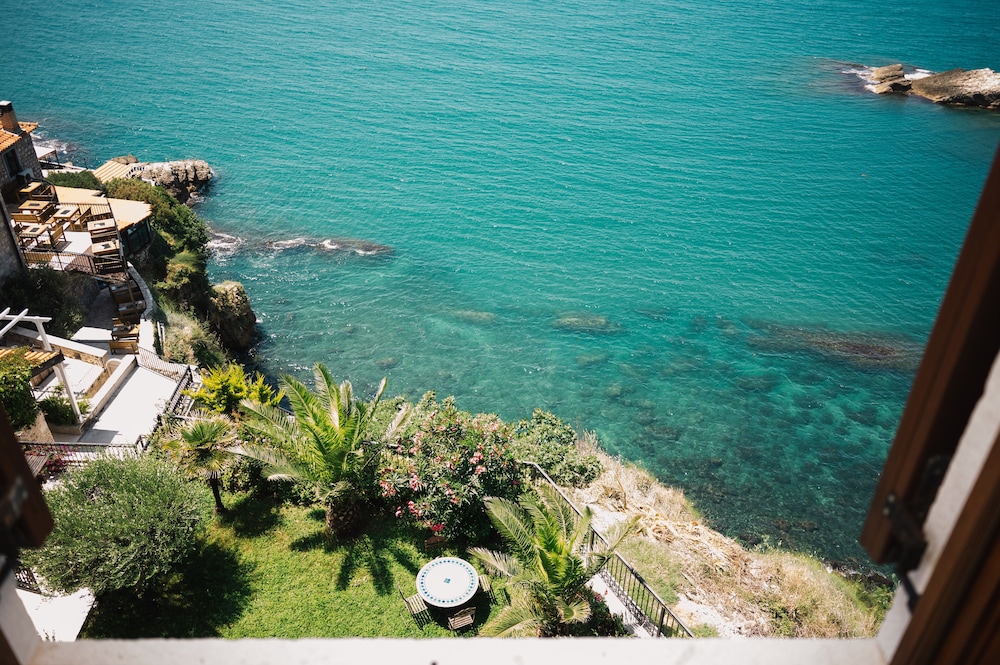 Hotel Pirate in Ulcinj, Montenegro