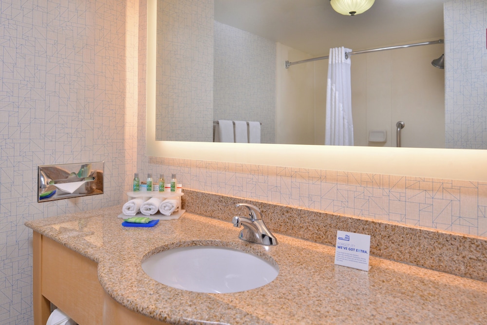 Holiday Inn Express Stockton Southeast by IHG - photo 16