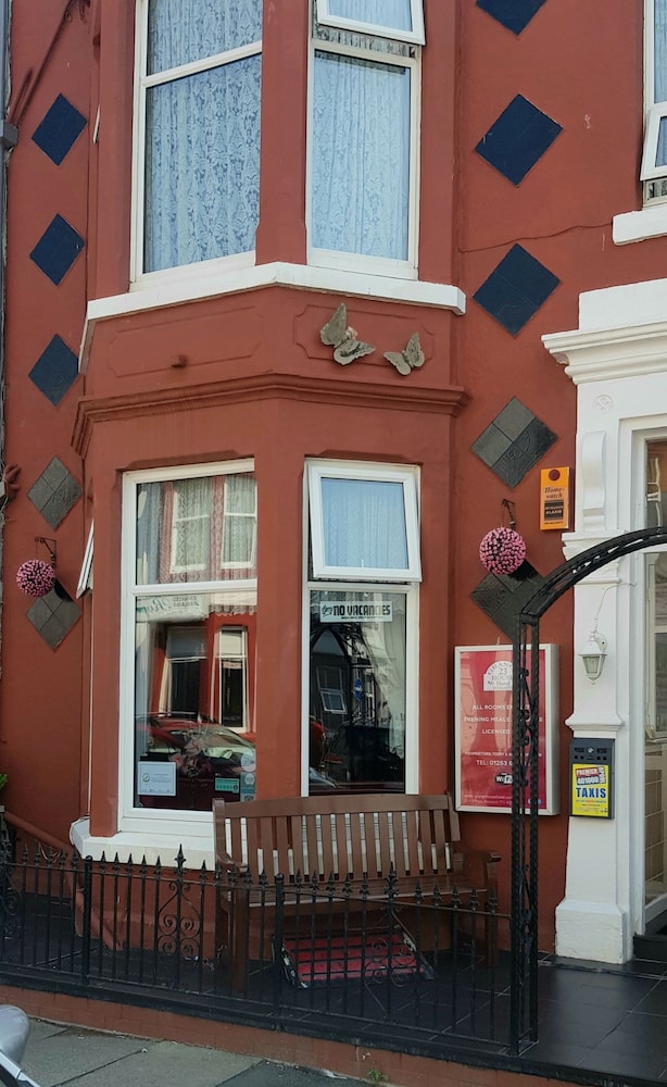 Grange House Hotel - last minute hotel in Blackpool