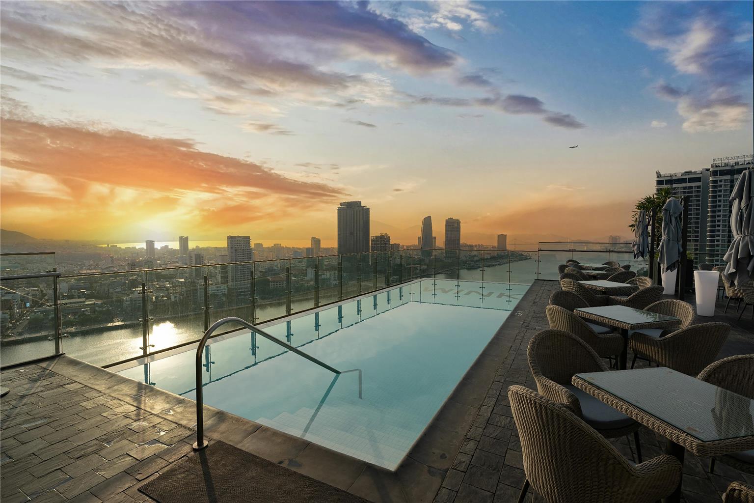 Wink Danang Riverside Unscripted by Hyatt 24 Hours stay — 5-Star Luxury Hotel in Da Nang, Vietnam