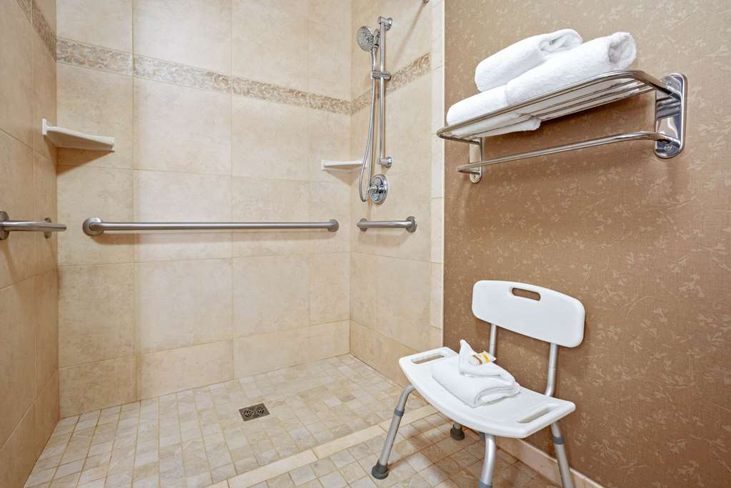 La Quinta Inn & Suites by Wyndham Boise Towne Square - photo 30