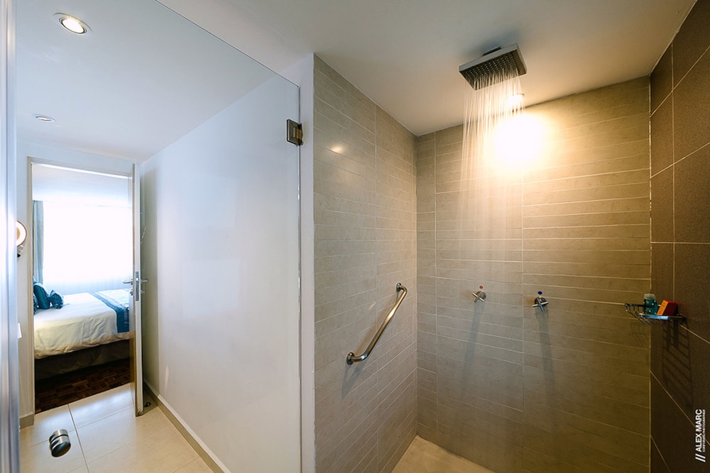Bathroom shower