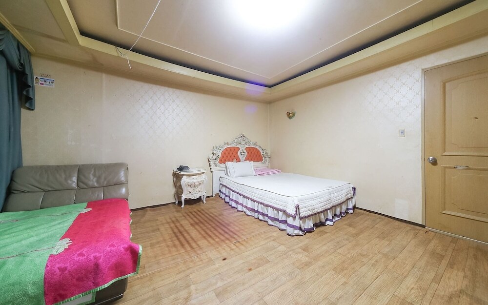 Busan Sujeongdong Hill - last minute hotel in Busan