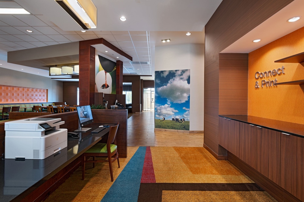 Fairfield Inn & Suites Lincoln Airport - photo 27