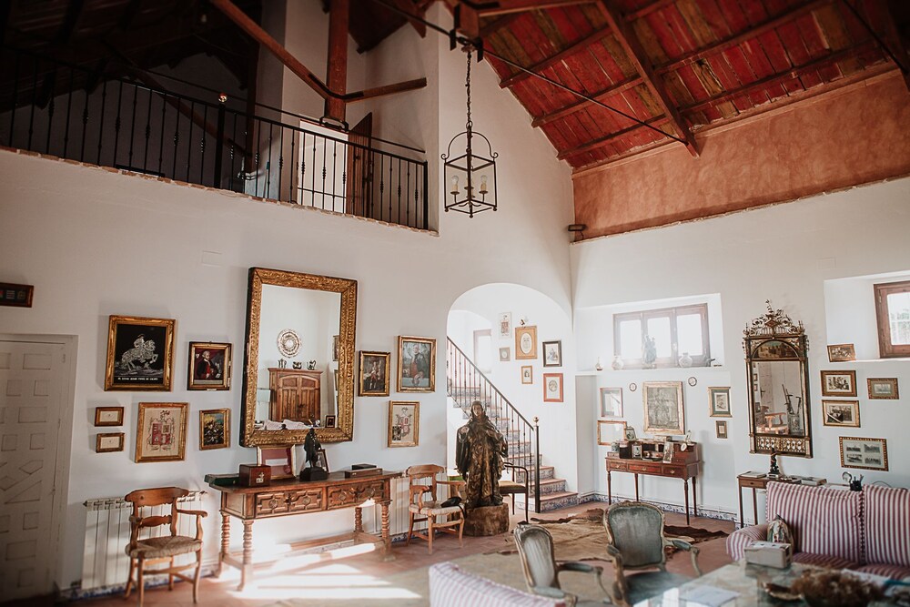 Cortijo Santa Clara — Carmona — photo 2